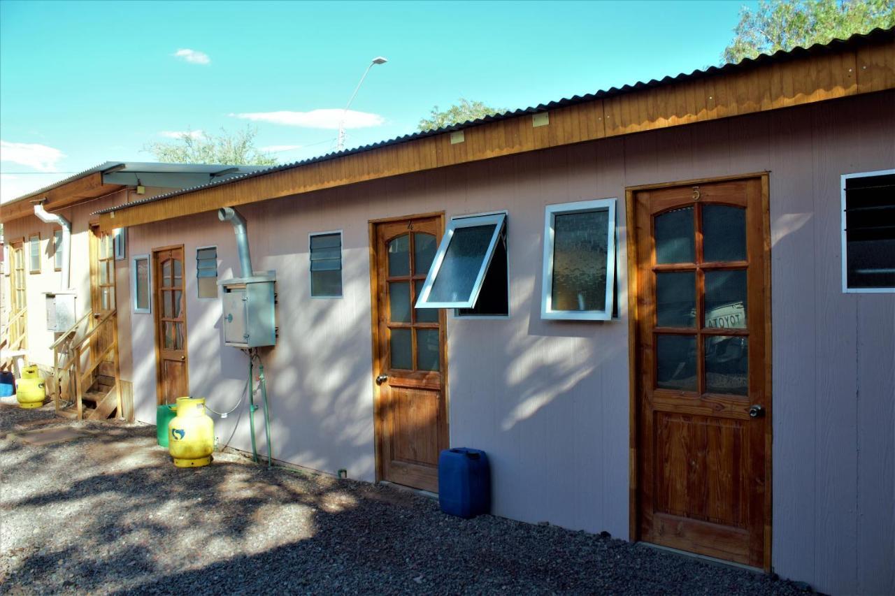 Hôtel El Yatiri à San Pedro De Atacama Extérieur photo